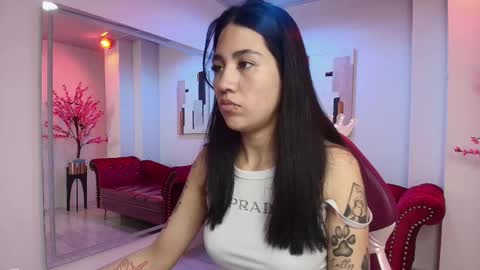 Leia.  online show from 5, 3, 2025