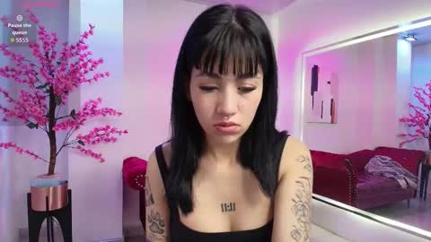 Leia.  online show from 11, 9, 2025