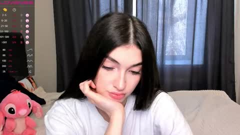 Leila online show from 17, 4, 2026