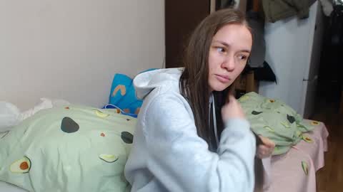 Snapshot of leila_bambi_ chatting on 15, 1, 2025 leila_bambi_ online show from 15, 1, 2025