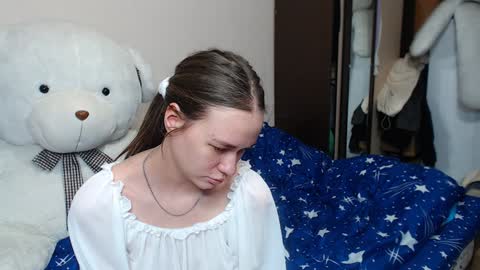 Snapshot of leila_bambi_ chatting on 28, 1, 2025 leila_bambi_ online show from 28, 1, 2025