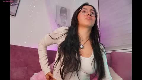 Leila online show from 23, 9, 2025