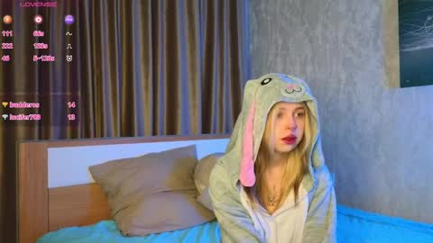 Snapshot of leiladwight chatting on 9, 12, 2024 Leila online show from 9, 12, 2024