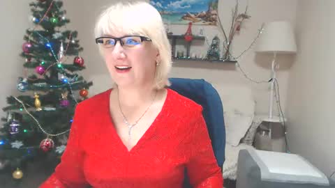 Leila Kinky online show from 3, 1, 2025