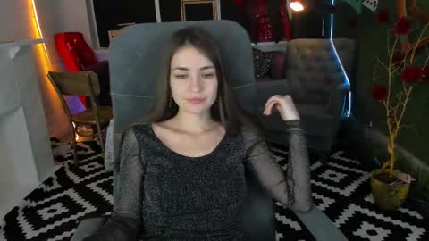 Snapshot of leilarai chatting on 6, 2, 2025 Leila Rai online show from 6, 2, 2025