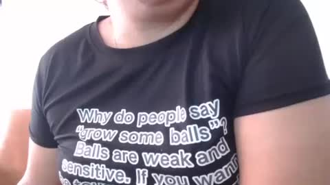 Snapshot of leishasoft1 chatting on 4, 3, 2025 pamela online show from 4, 3, 2025