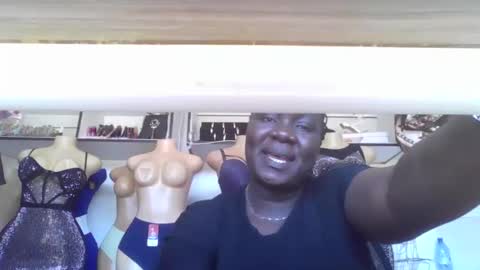 Snapshot of lemon_girl90 chatting on 11, 10, 2025 lemon_girl90 online show from 11, 10, 2025