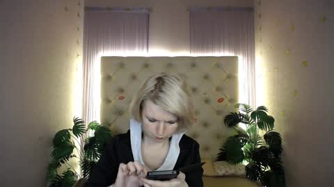 Lena online show from 28, 12, 2024
