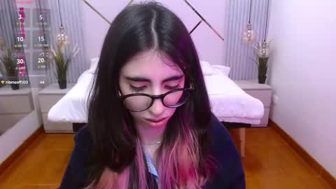 Snapshot of lena_roses chatting on 13, 11, 2025 Lena online show from 13, 11, 2025