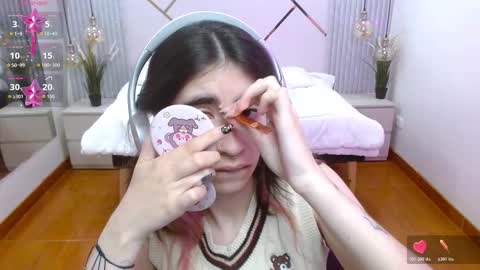 Snapshot of lena_roses chatting on 14, 11, 2025 Lena online show from 14, 11, 2025