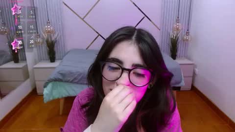 Snapshot of lena_roses chatting on 5, 12, 2025 Lena online show from 5, 12, 2025