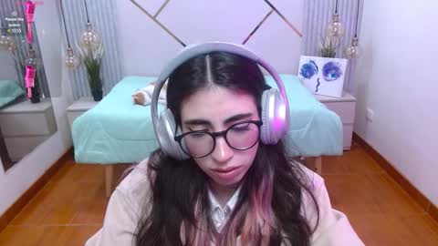 Snapshot of lena_roses chatting on 10, 1, 2026 Lena online show from 10, 1, 2026