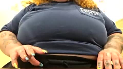 Snapshot of lenabeaney chatting on 29, 6, 2026 LenaBeaney online show from 29, 6, 2026