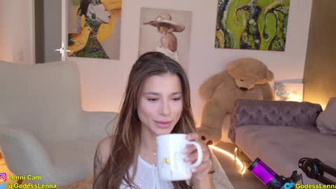 Lenna Goddess online show from 7, 2, 2025