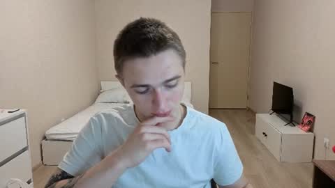 Snapshot of leo__miller chatting on 20, 7, 2026 LEO online show from 20, 7, 2026