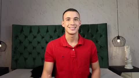 Snapshot of leo_delvey chatting on 11, 12, 2024 leo online show from 11, 12, 2024