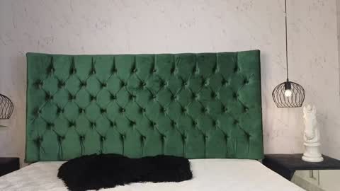 Snapshot of leo_delvey chatting on 21, 12, 2024 leo online show from 21, 12, 2024