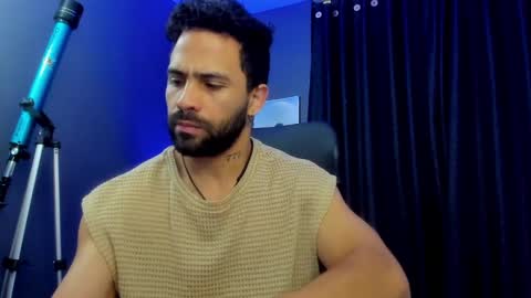 Leo  Diaz online show from 4, 2, 2025