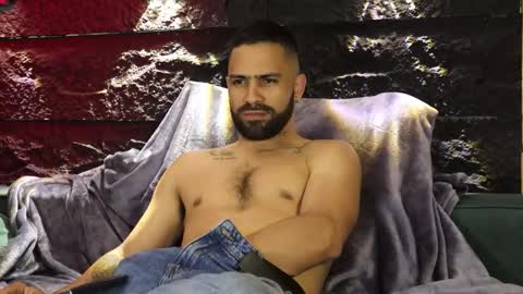 Leo  Diaz online show from 27, 10, 2025