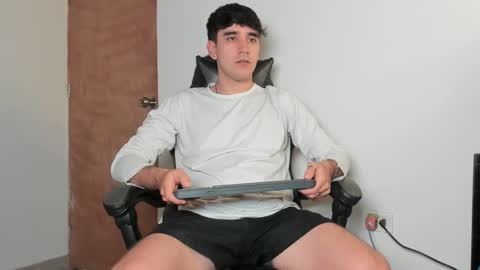 Leo Jones online show from 3, 3, 2026