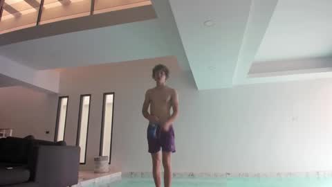 leo_wildd online show from 5, 11, 2025