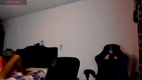 Snapshot of leon__hart chatting on 4, 10, 2025 Leon Hart online show from 4, 10, 2025