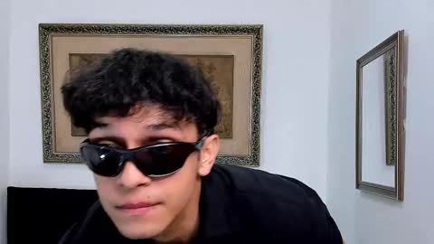 Leon Connor online show from 6, 10, 2025