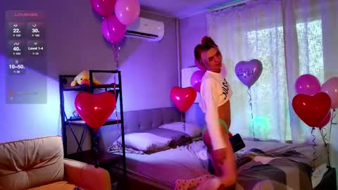 Leon online show from 11, 2, 2025