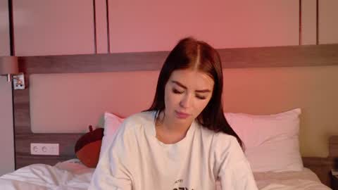 Mila online show from 24, 6, 2026