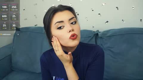 Mia online show from 30, 9, 2025