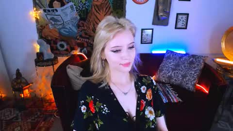 leonastone online show from 15, 10, 2025