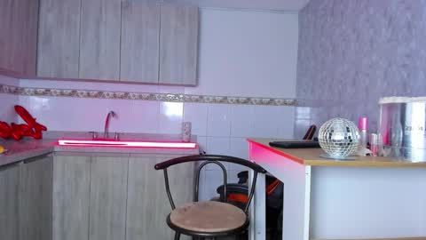 Tom Rider online show from 10, 9, 2025