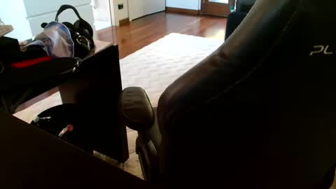 Snapshot of leone44 chatting on 3, 7, 2026 angel e sonia online show from 3, 7, 2026