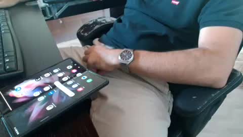 Snapshot of leone44 chatting on 8, 7, 2026 angel e sonia online show from 8, 7, 2026