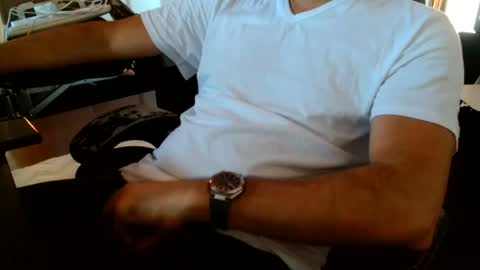 Snapshot of leone44 chatting on 17, 7, 2026 angel e sonia online show from 17, 7, 2026