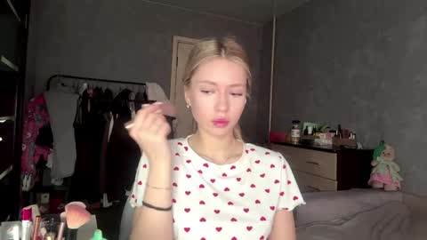 Eva online show from 15, 4, 2026