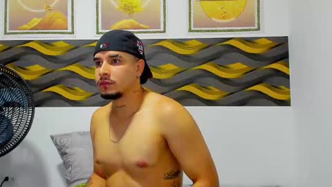 Snapshot of leonhotx chatting on 16, 3, 2026 Leon online show from 16, 3, 2026