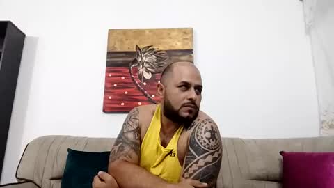 leonidas_murfi71 online show from 3, 2, 2025