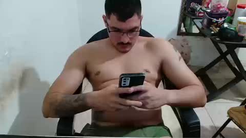 Snapshot of leonino231 chatting on 17, 9, 2025 leonino231 online show from 17, 9, 2025