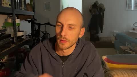 Leon online show from 13, 10, 2025