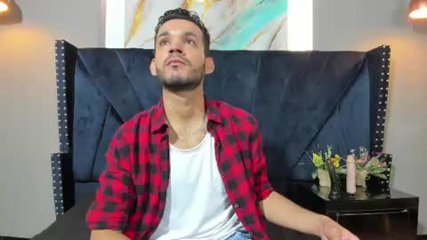 LEO SAENZ online show from 15, 7, 2026
