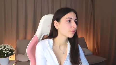 Snapshot of lesliestein chatting on 5, 11, 2025 lesliestein online show from 5, 11, 2025