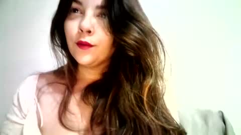 Lesly moon online show from 6, 8, 2026