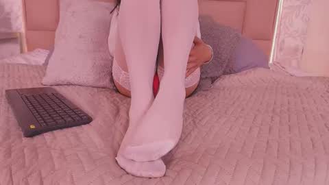 Leti White online show from 16, 12, 2025