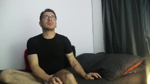 Torres online show from 19, 4, 2026