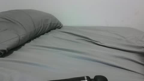 lets_play143 online show from 2, 1, 2025