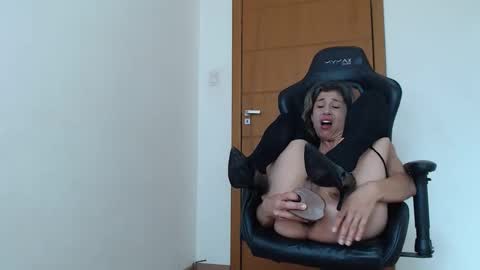 Snapshot of lettywild chatting on 9, 10, 2025 Lettywild Queen of Spades online show from 9, 10, 2025