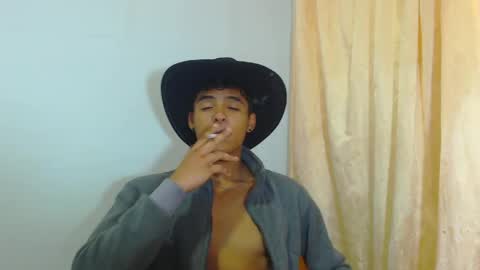 i  am lewis ly EDUARDO MEMDOZA15 online show from 11, 4, 2026