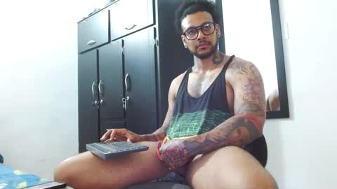 Snapshot of lewisstrong chatting on 16, 9, 2025 Lewis Strong online show from 16, 9, 2025