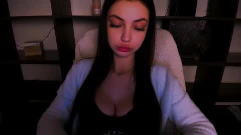 Alexia online show from 3, 1, 2025